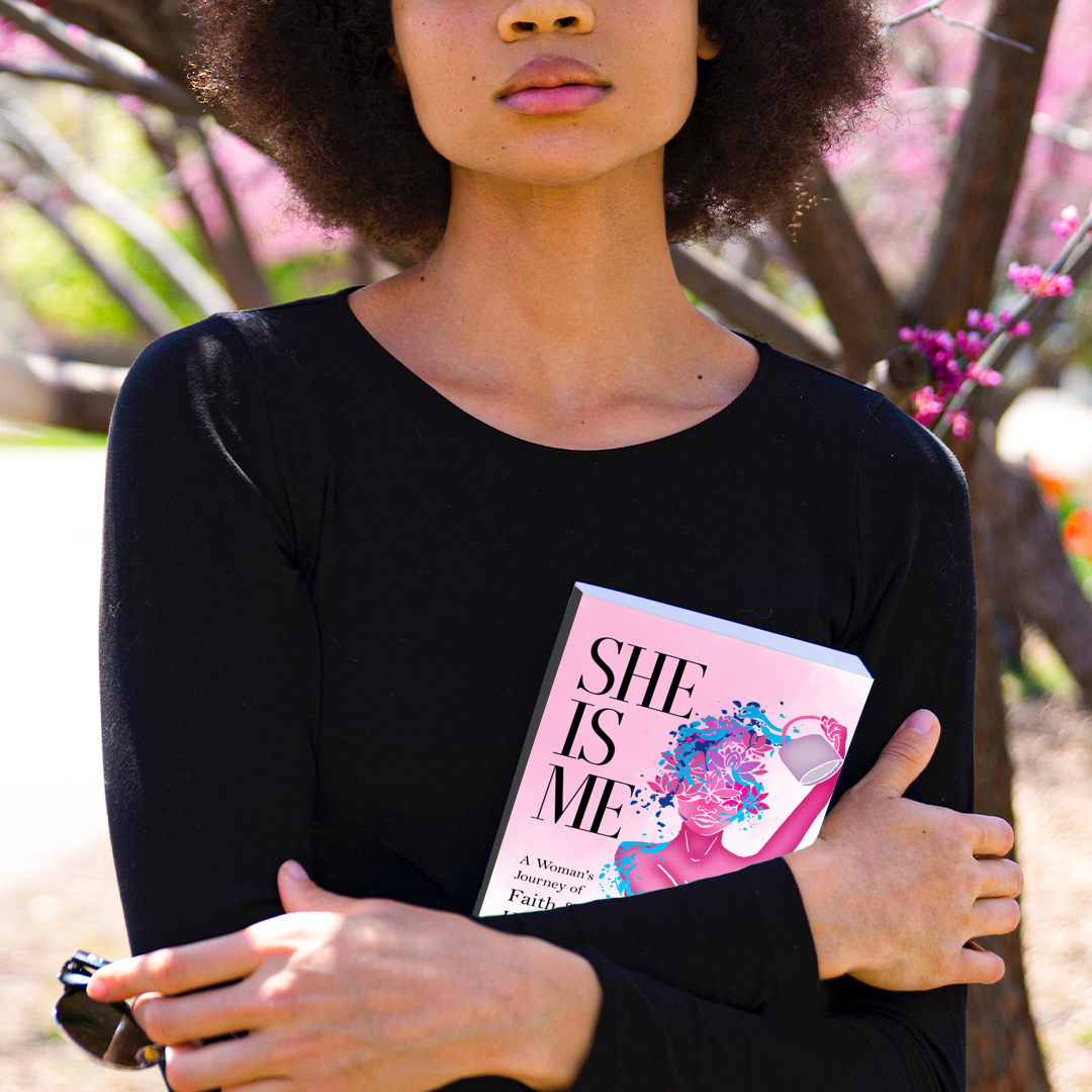 She Is Me: A Woman's Journey of Faith and Healing by Carleesha Davis (Paperback)